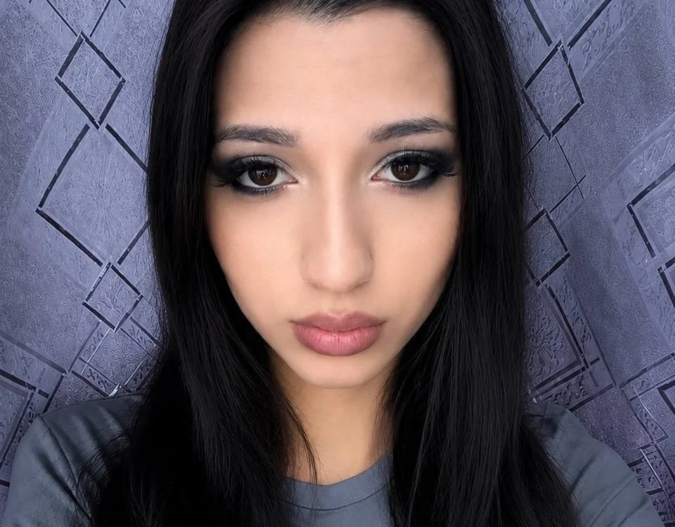 Honeycamilla