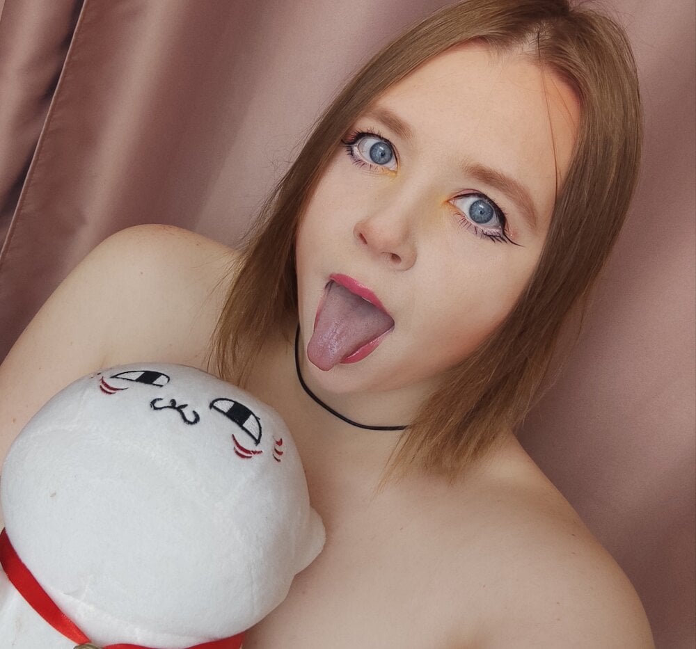 HornyyAlice