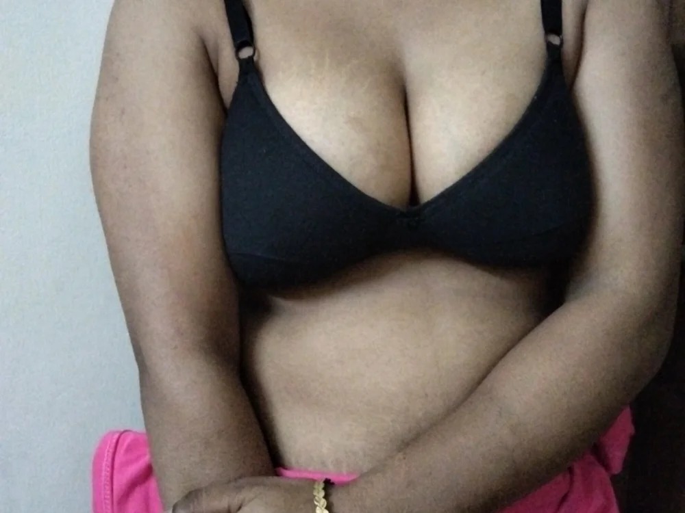 Hot-Sheekha