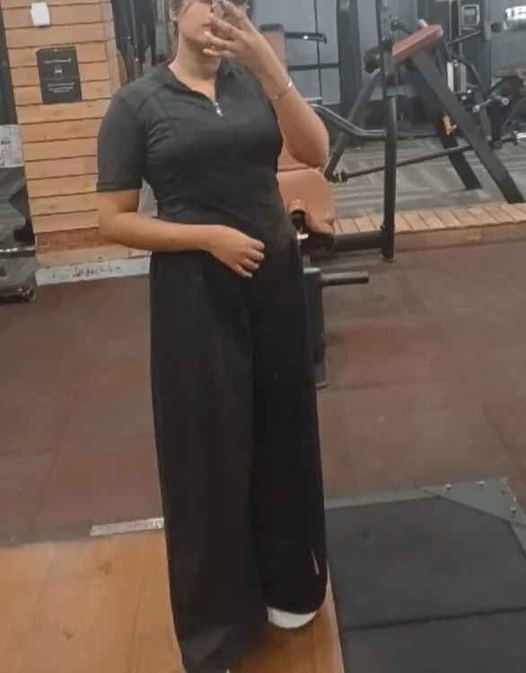 Hot_saumya