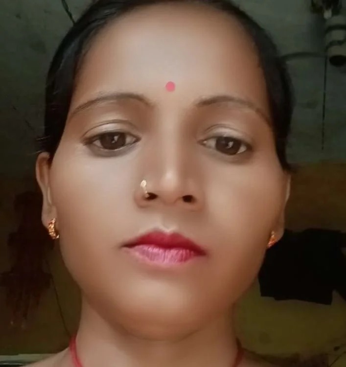 Hotnewbhabi_riya
