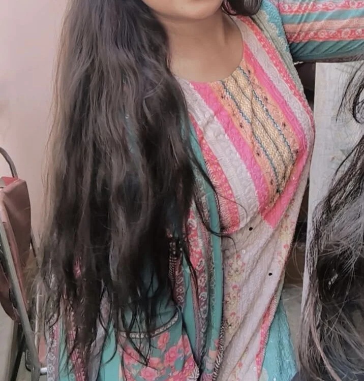 Hotty_Anvi_1