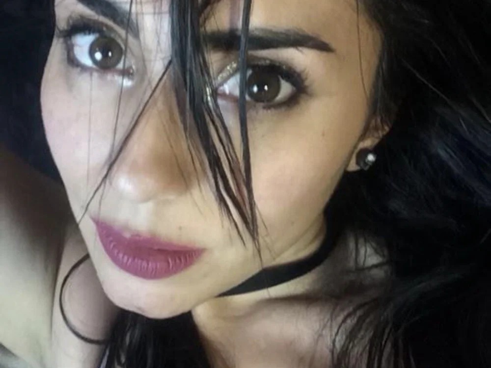 Izzy_latina