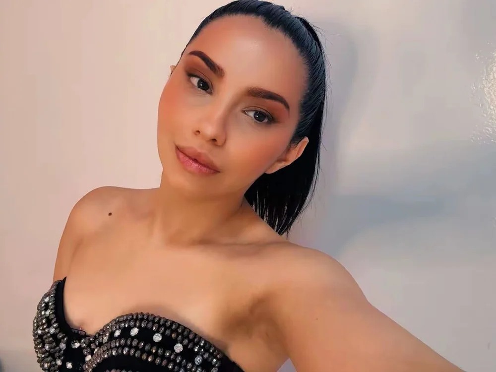 Jazmin1_ch