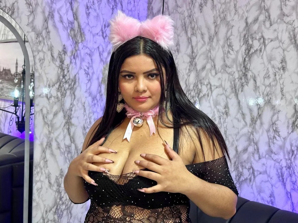 Katy_Curvyy