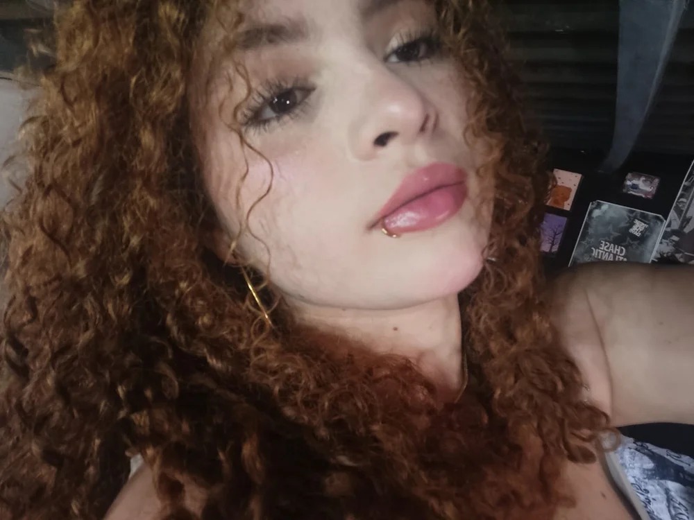 Kiara_velez