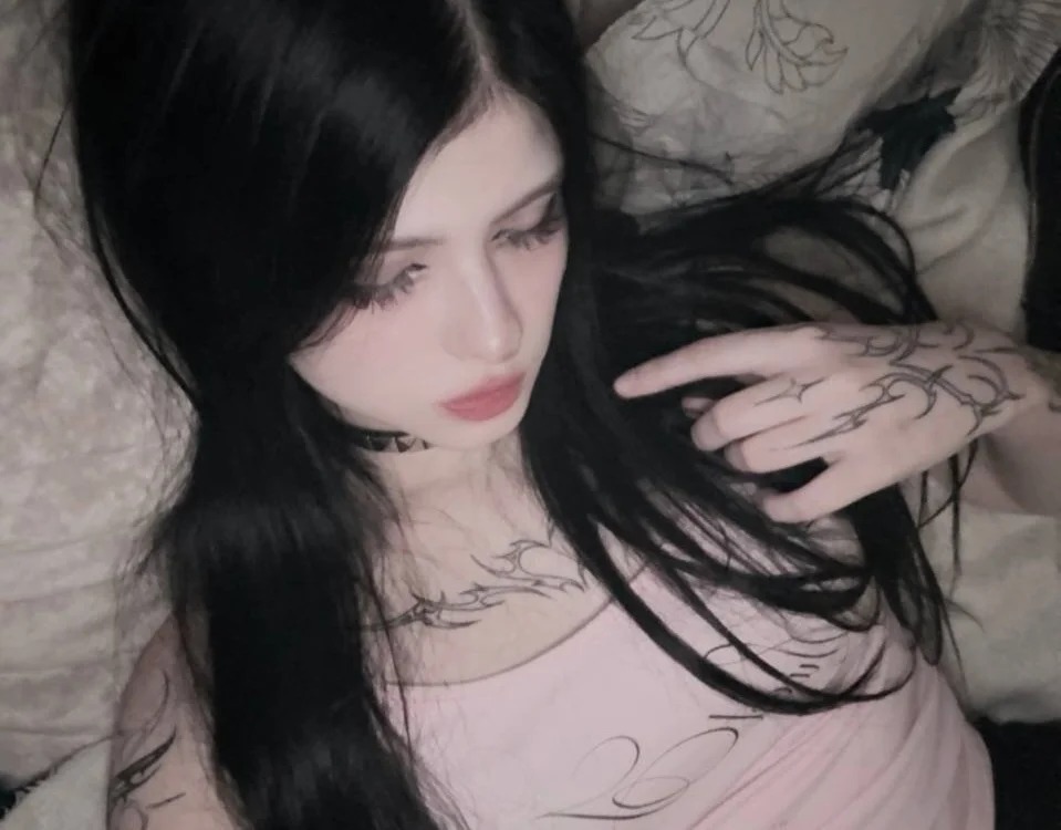 Kiss_Me_Kessy