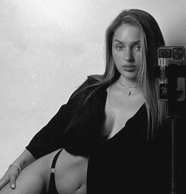 KittyMona_