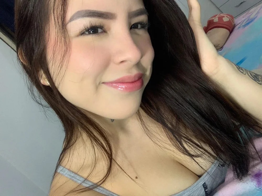 Kloe_Collins
