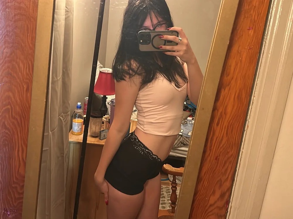 LaceyEllison