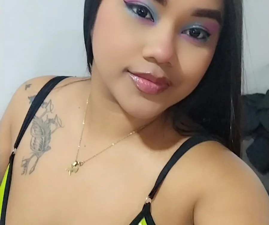 Laiila_bigboobs