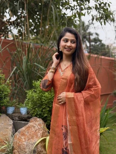 Lalita_sings