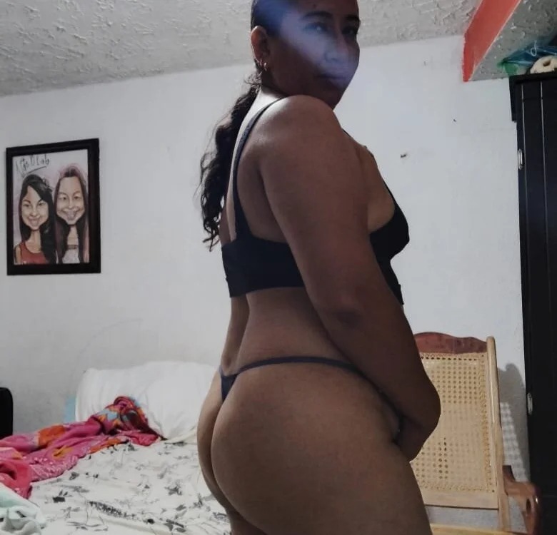 Latinasex_Brunette