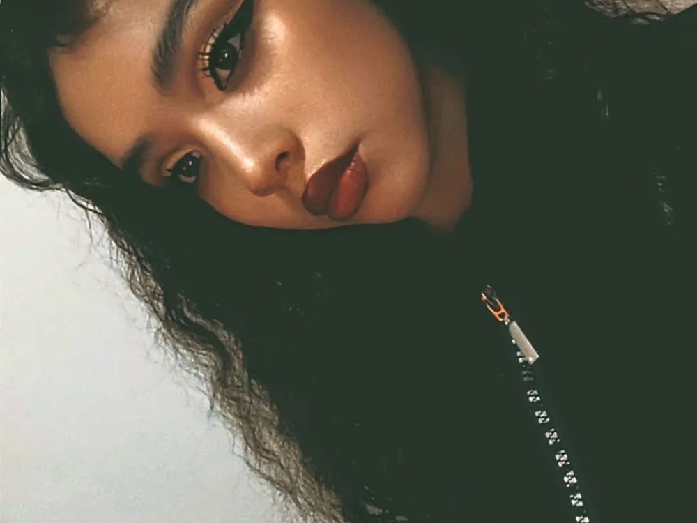 Leona_BDSM