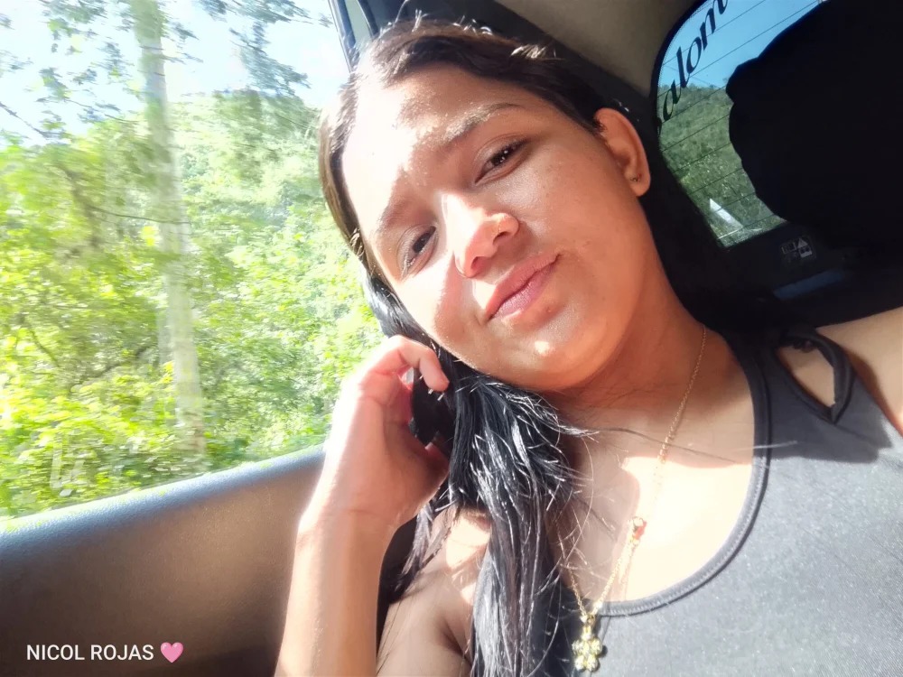 Leya_Phone