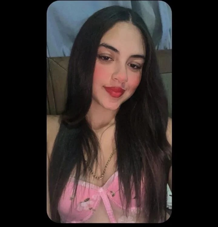 Lia_roselle