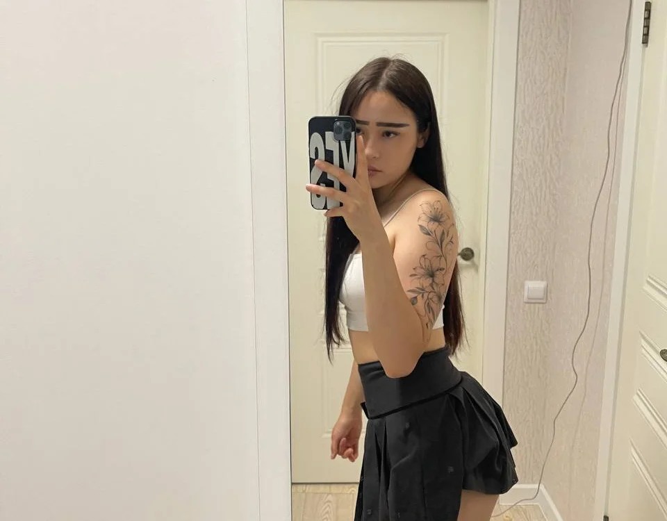 Lilbitshy