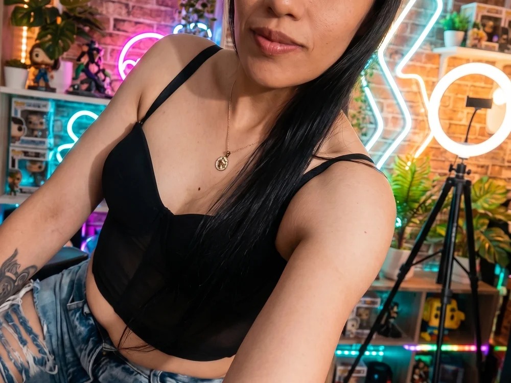 LillyChelseaVs