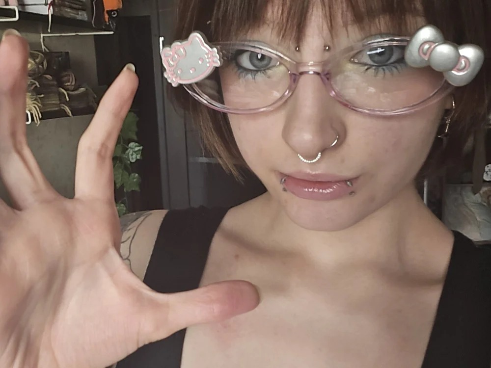 Lily_Arden