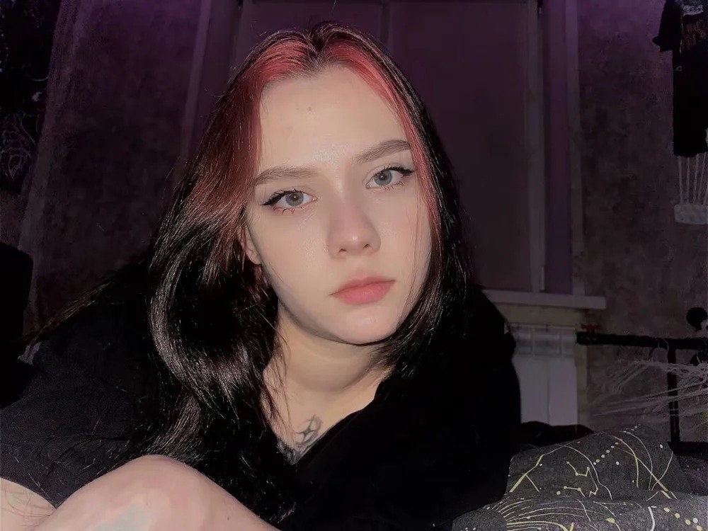 Lisa_Reevess