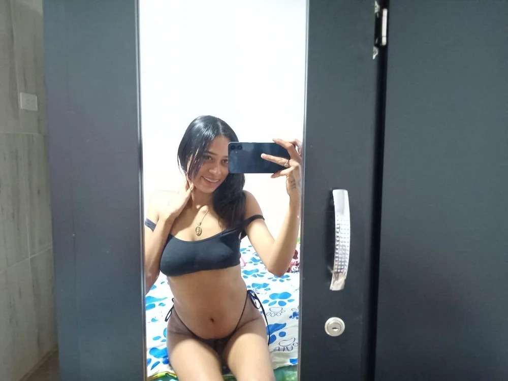 Little_slut1