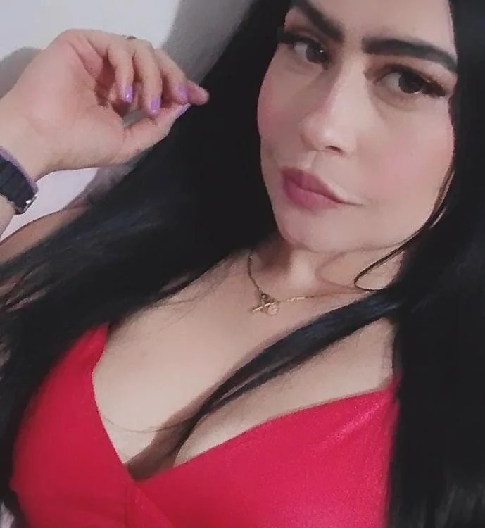Lola_Hudgens