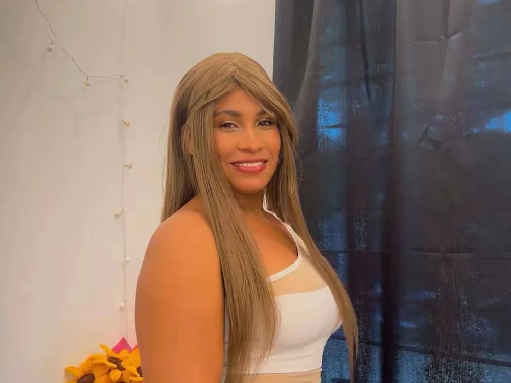 Luciana_Dirty_Nasty