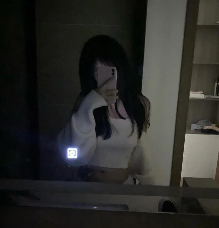 Luna0305
