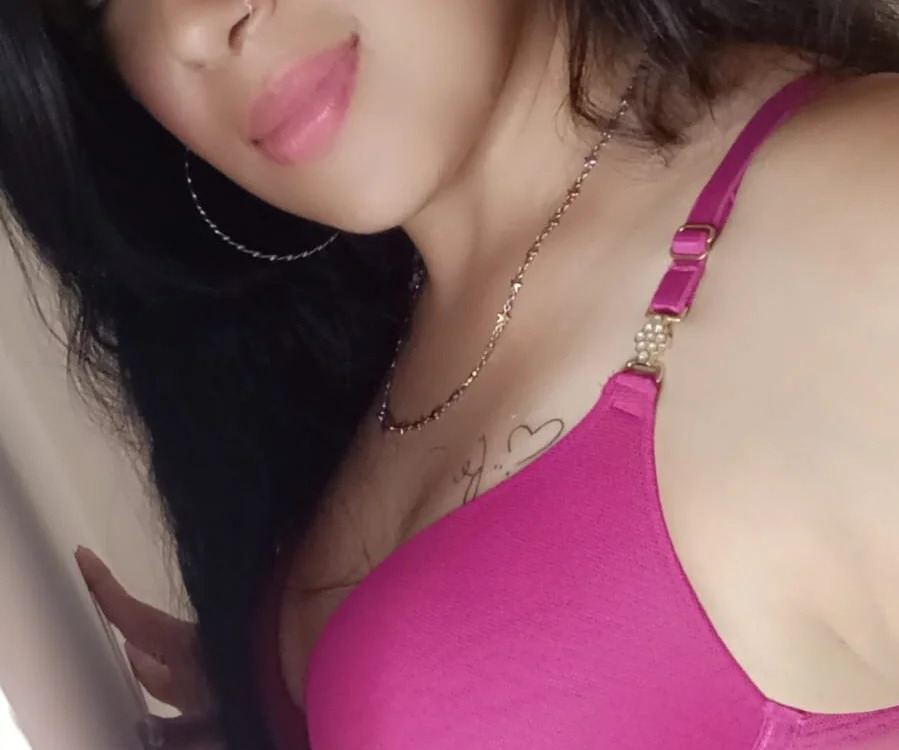 LuxyMia