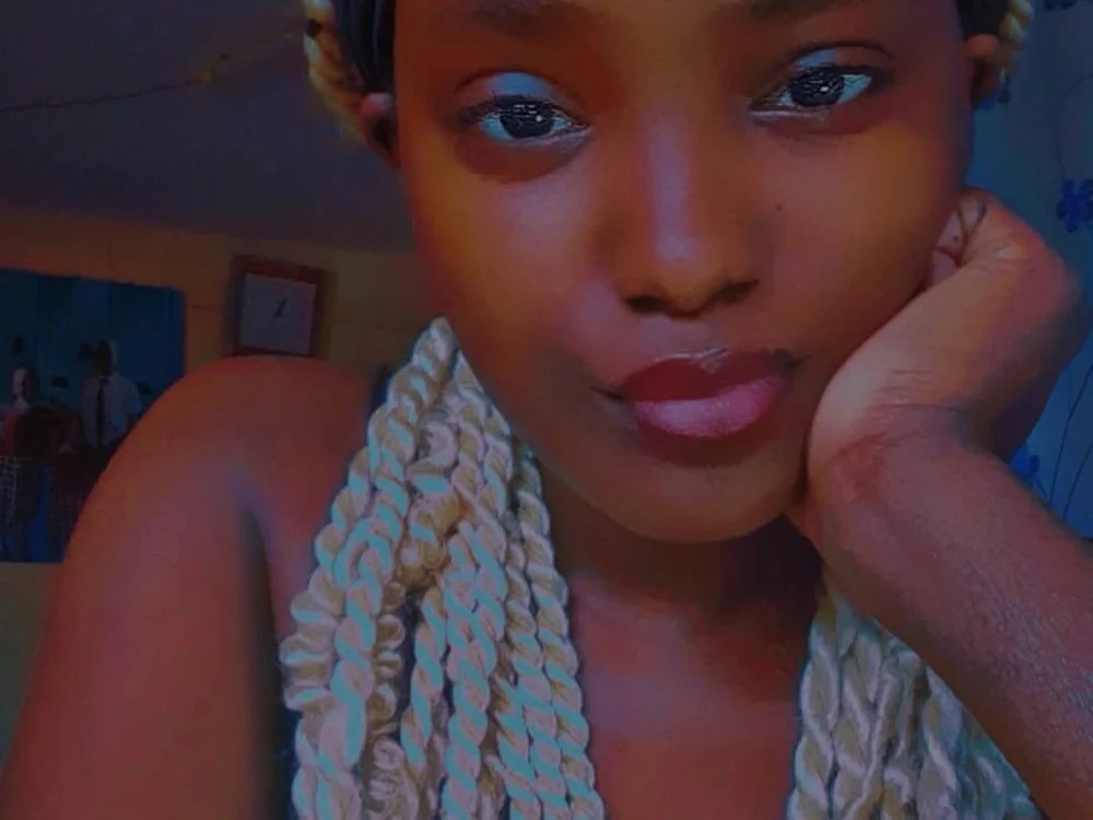 Lynne_pretty4
