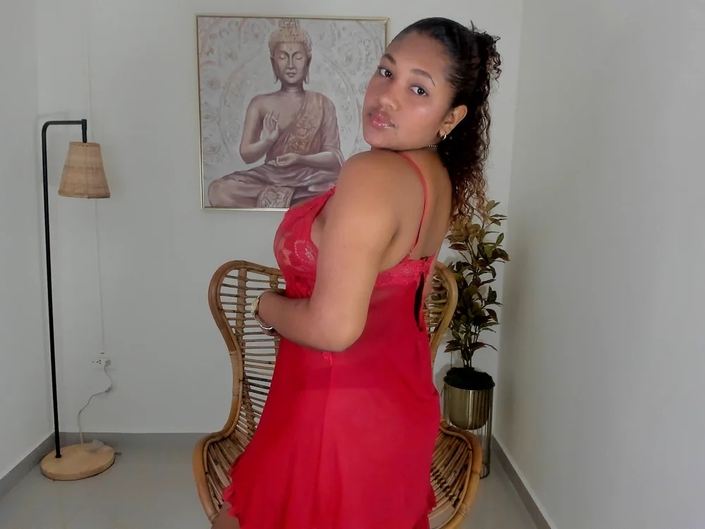 Lyssana_Faye