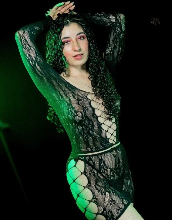 Megan_Jonesss_