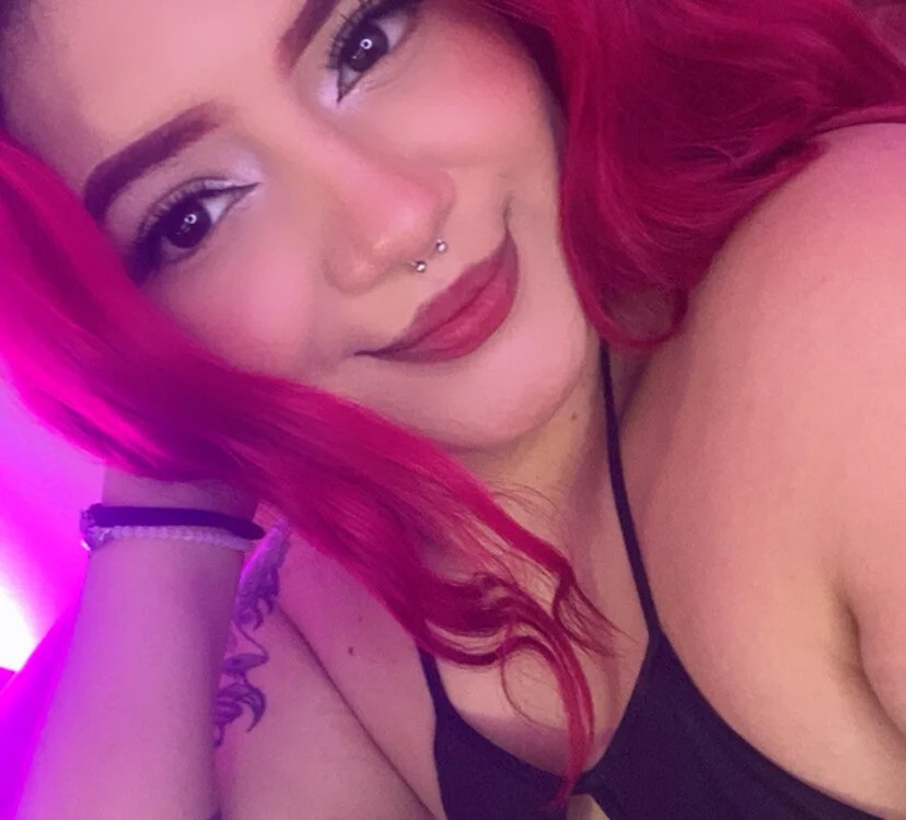 MelannyCurvy