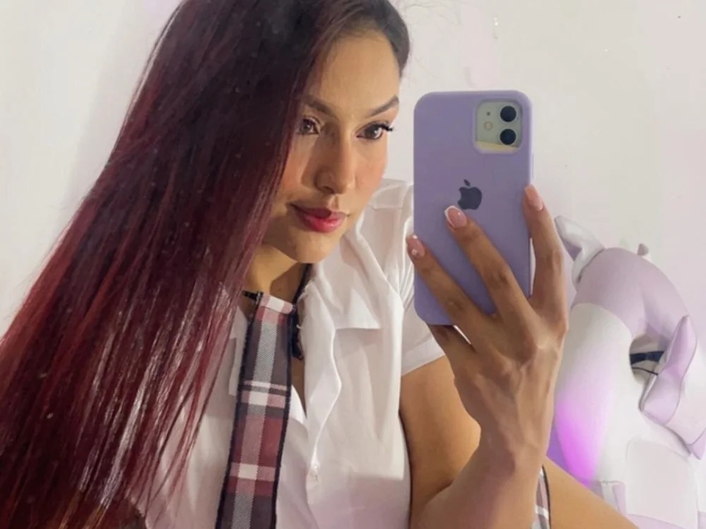 Mia-Monroee