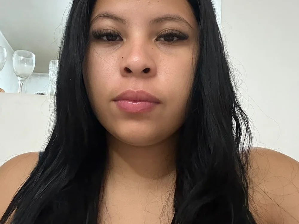 Mia-squirtt