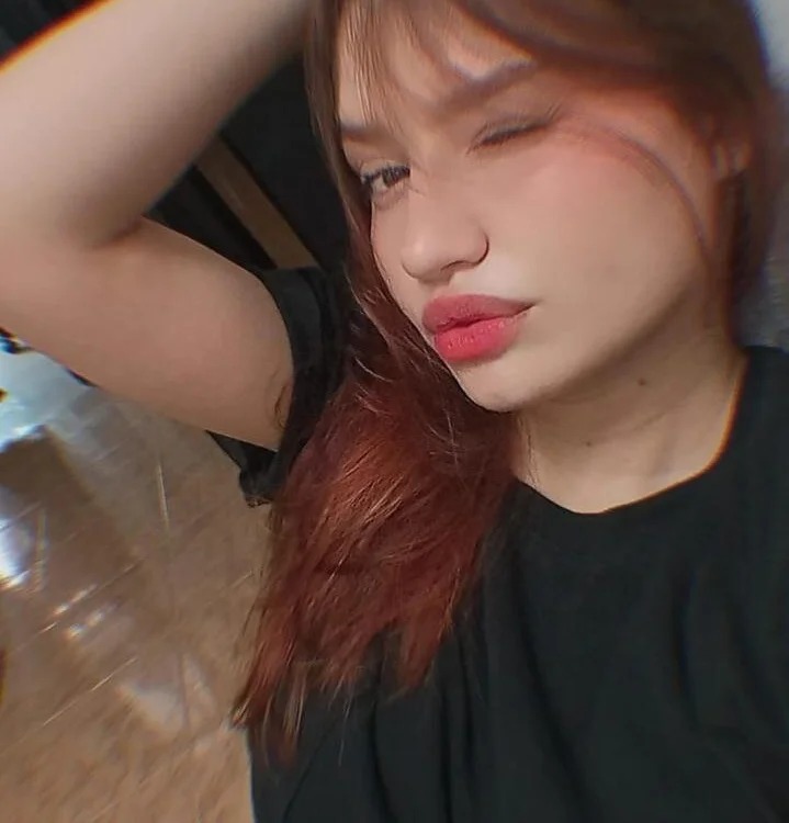 MiaStonn_
