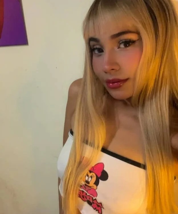 Mia_Palmer__