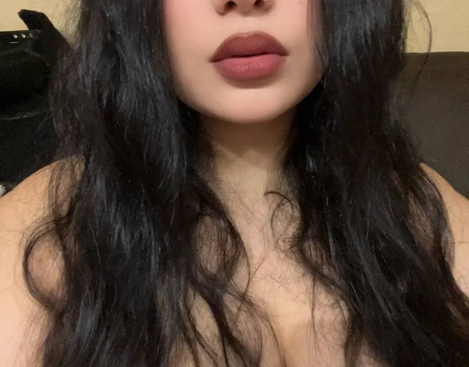 Mia_Want