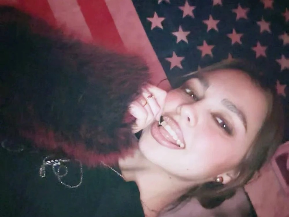 Mia_dial