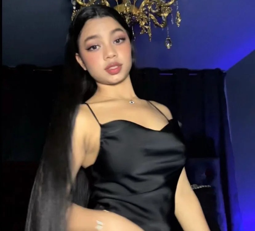 Mia_steele_