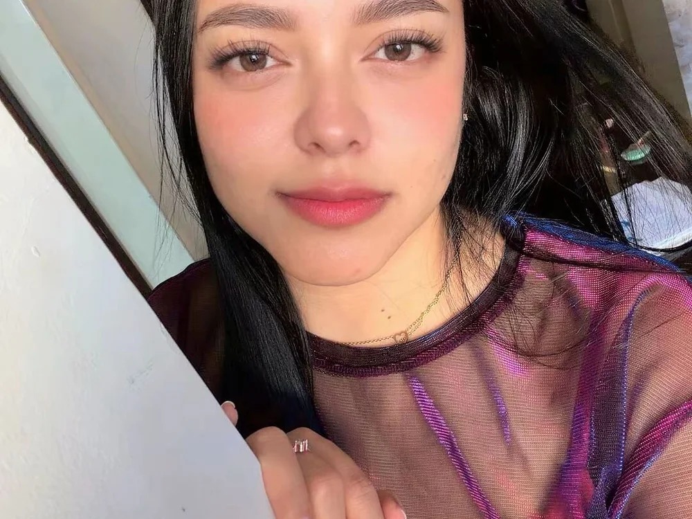 MiaaVelvett__