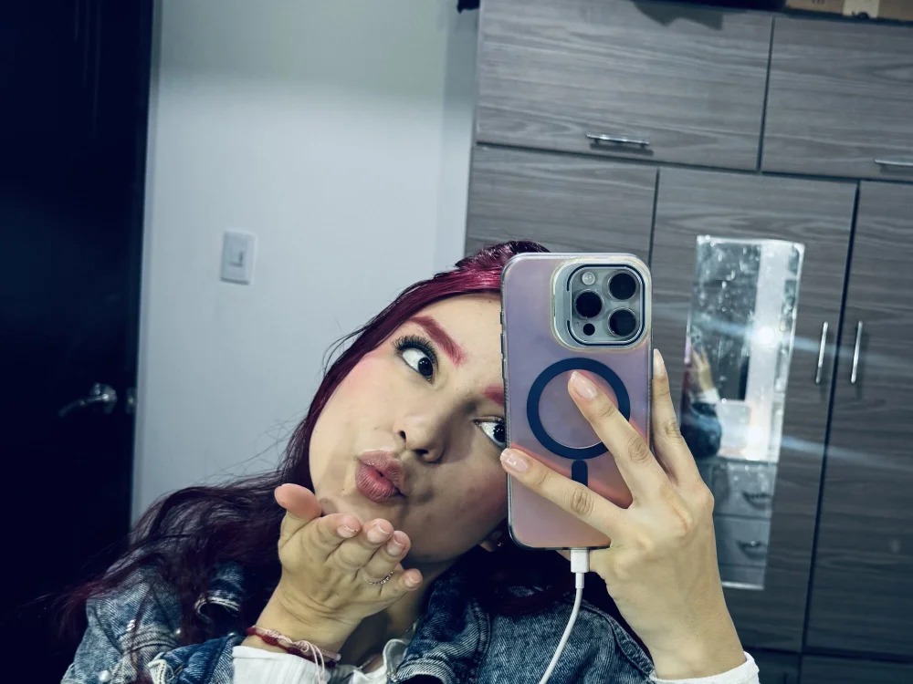 Miistic_Cherry_