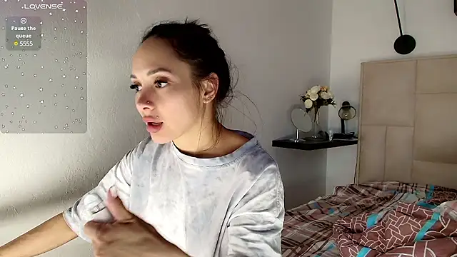 Mila_May_
