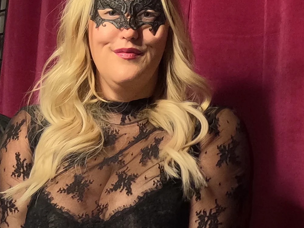 MissNaughtyBlonde