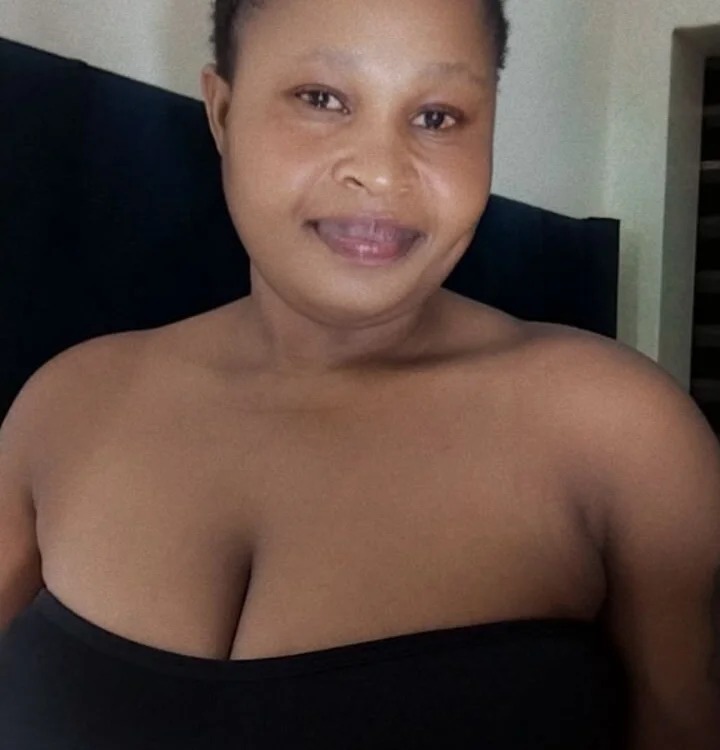 Mollyboobs