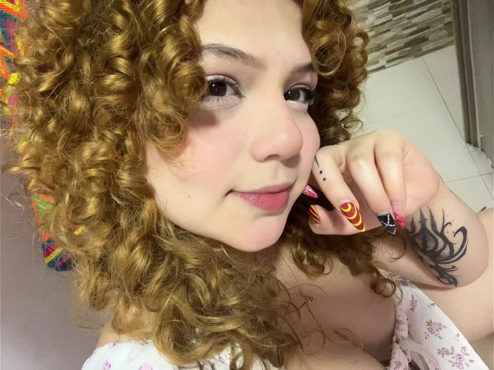 Moni_risitos