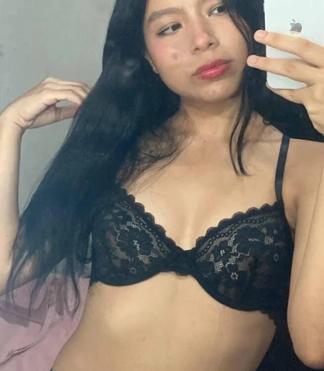 Moon_Ashley_