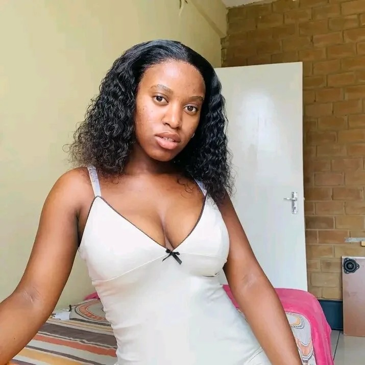 Natalie_Jay
