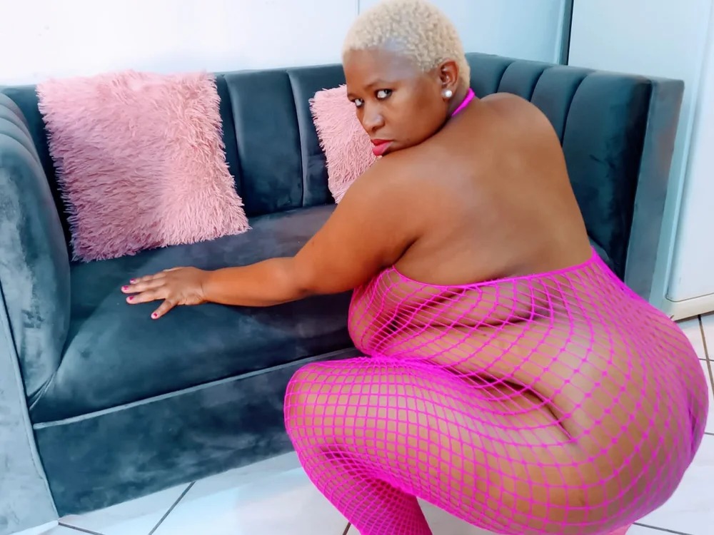 NaughtyBuhle