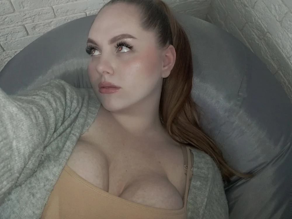 Naughty_Belle_